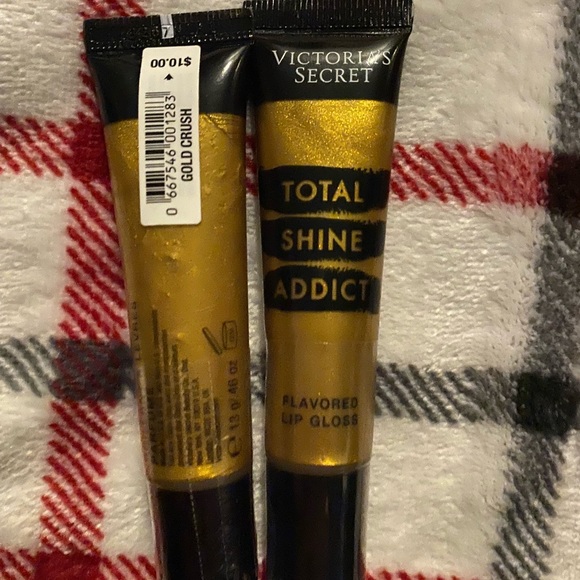 Victoria secret lip gloss. - Picture 1 of 1
